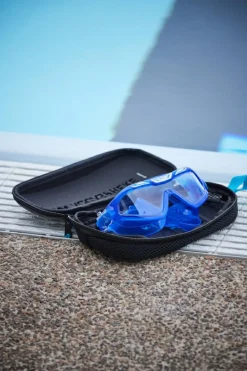 Aqua Sphere  Mask brillenkoker black light blue