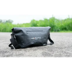 Sale Dare to be Different Outdoor  Ezi Carryall draagtas black