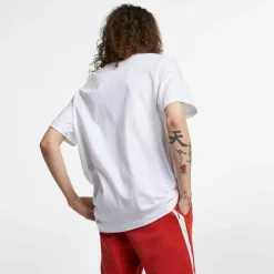 Best Nike Sportswear Club shirt heren white black