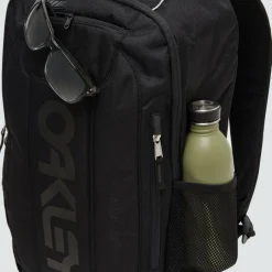 Oakley Enduro 3.0 15 inch laptop rugzak 20 liter blackout