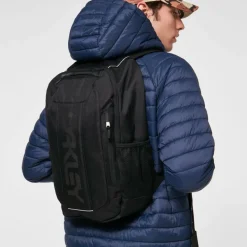 Oakley Enduro 3.0 15 inch laptop rugzak 20 liter blackout