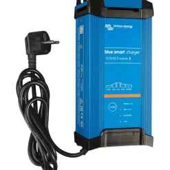Victron Energy  Blue Smart IP22 12V/20A acculader met 3 uitgangen