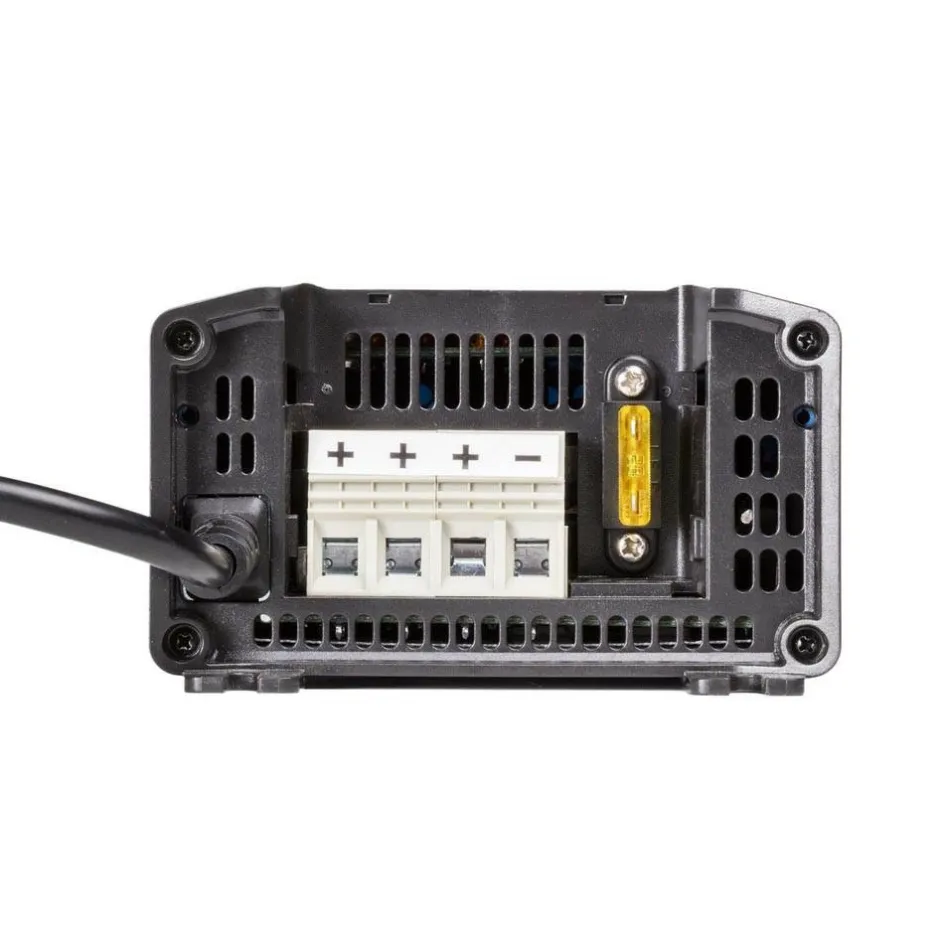 Hot Victron Energy Blue Smart IP 22 24V/16A acculader met 1 uitgang